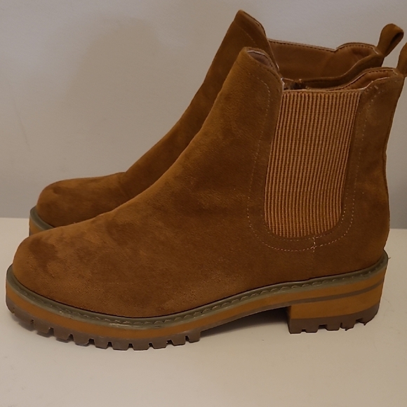 Brown Ankle Boots for Women - Picture 7 of 10